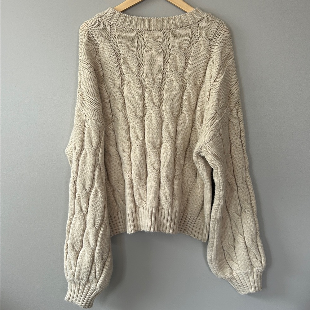 In Loom Chunky Cable Knit Floral Flower Embroidered Sweater Size Large‎ - Picture 7 of 7